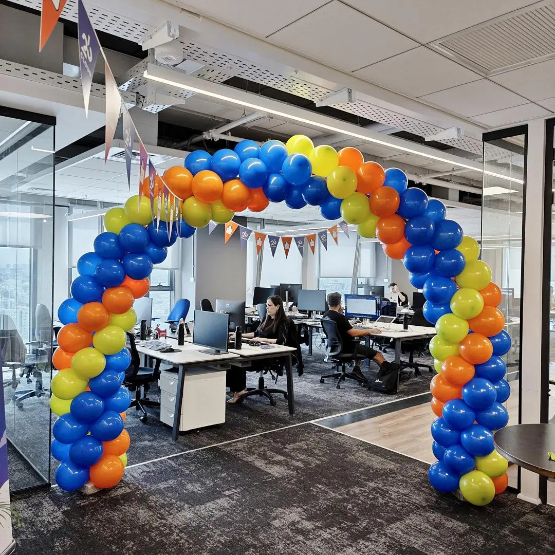 הכל - עיצוב בלונים לאירוע (קשת-00002)