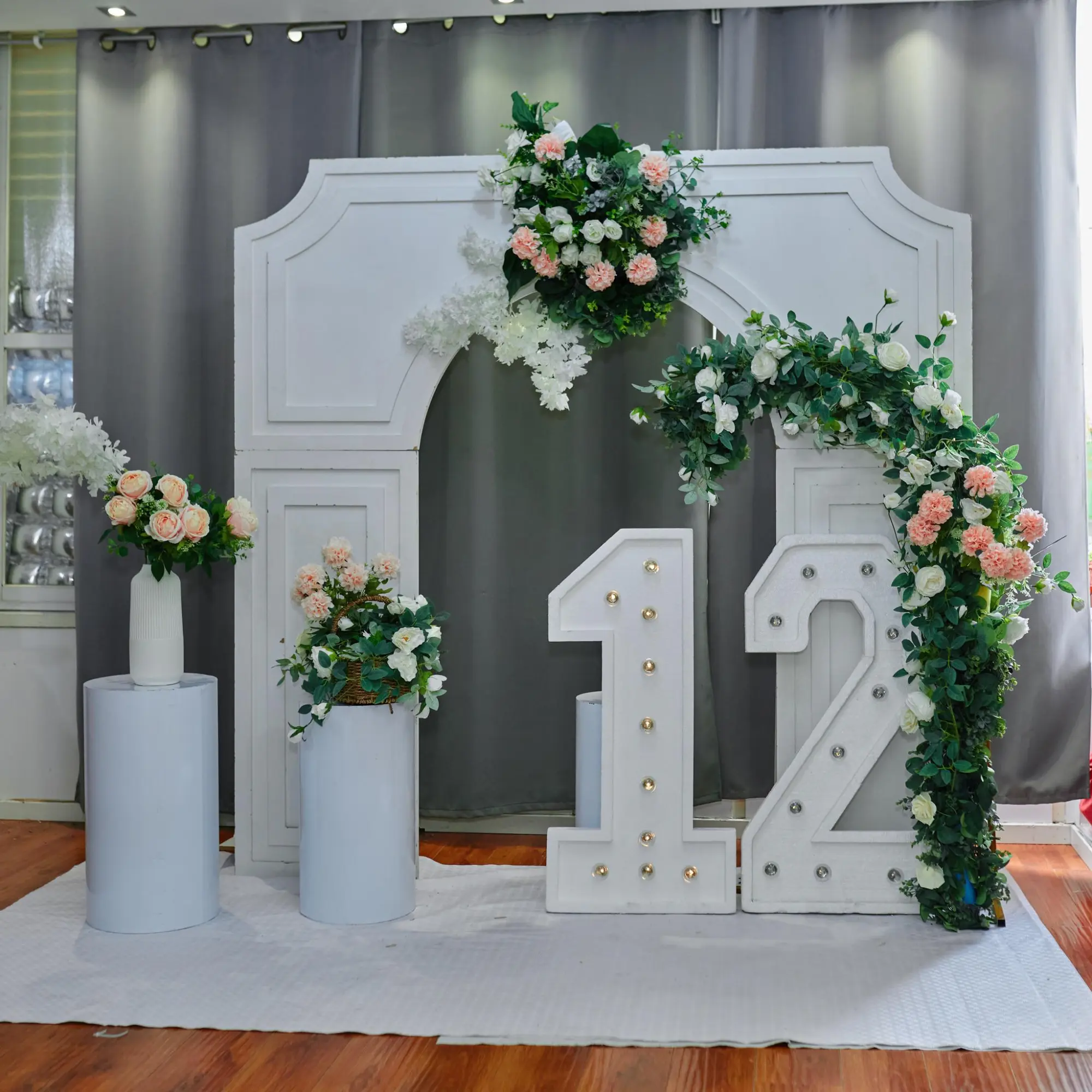 גלריית בלונים - עיצוב בלונים לאירוע (C-21)