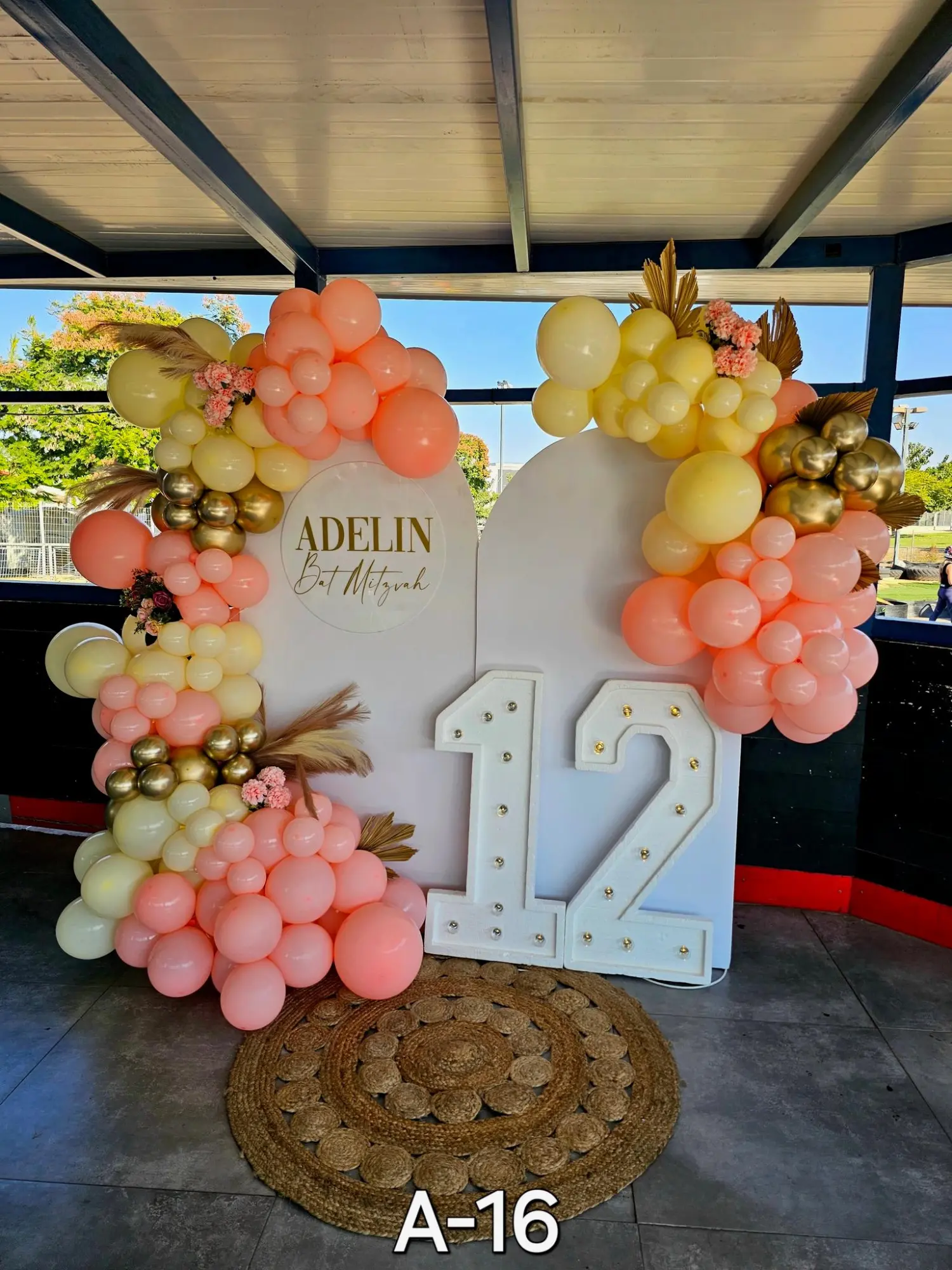 גלריית בלונים - עיצוב בלונים לאירוע (C-25)